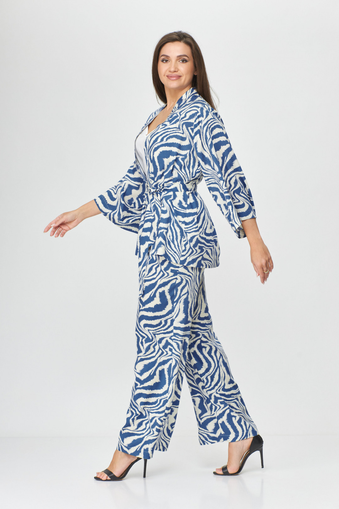 Костюм Abbi style 5005 голубой - фото 4