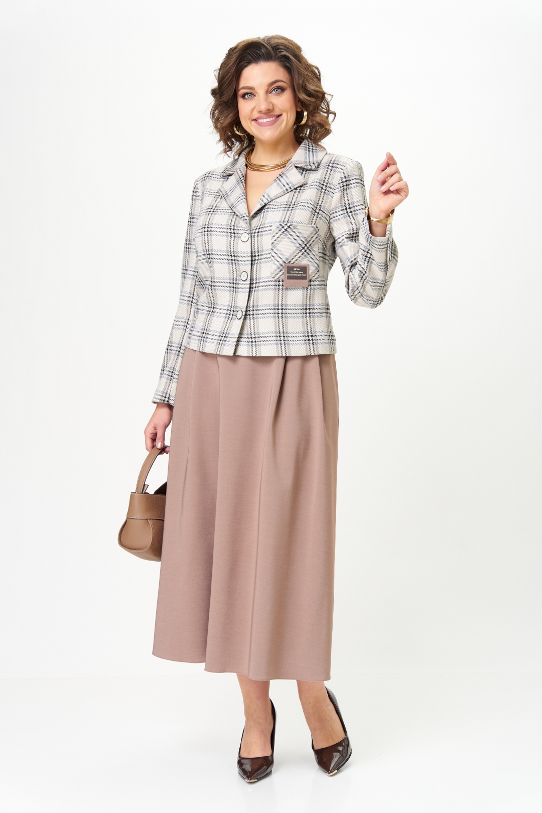 Костюм AiraStyle 24-17А бежевый
