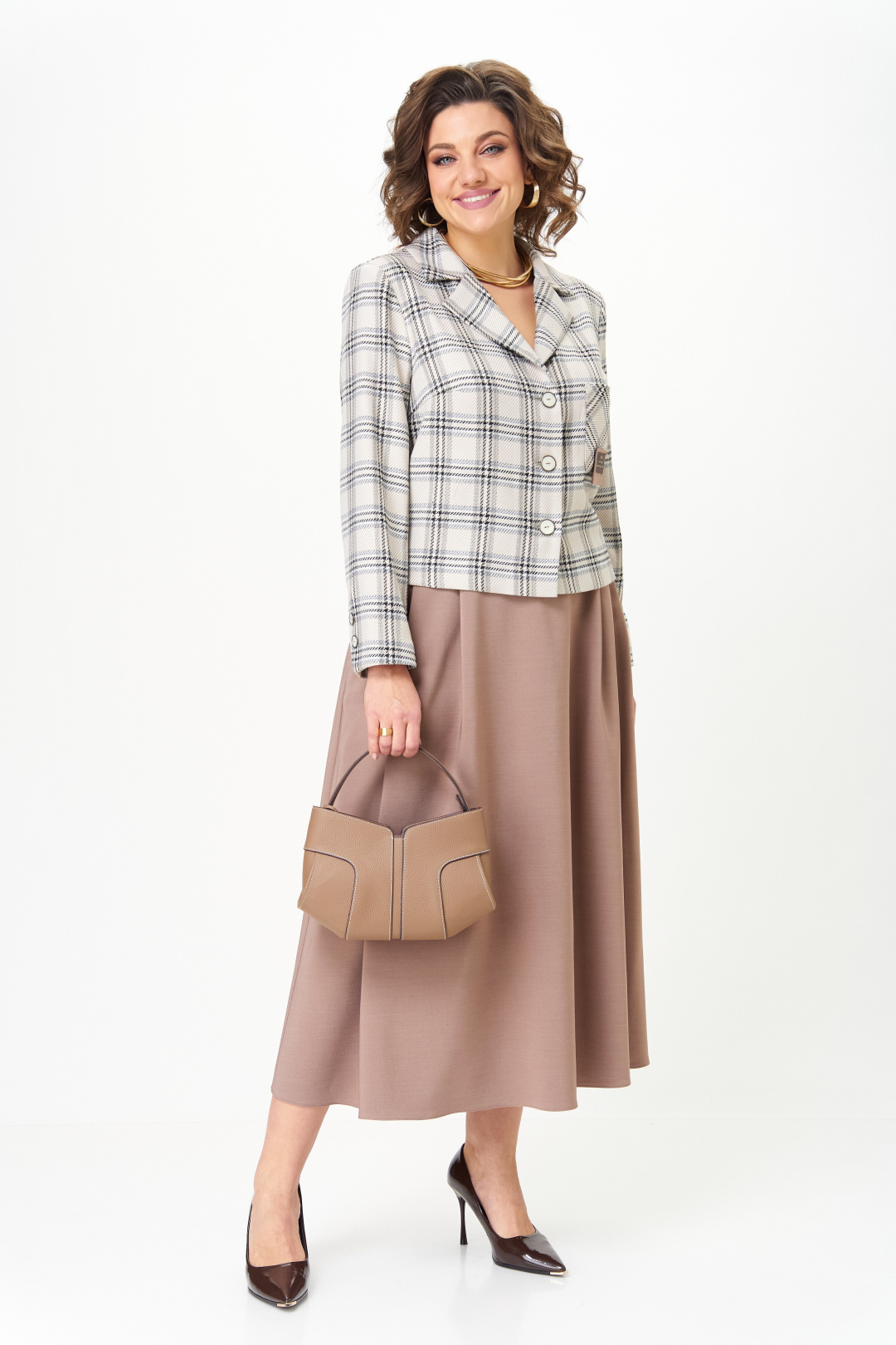 Костюм AiraStyle 24-17А бежевый