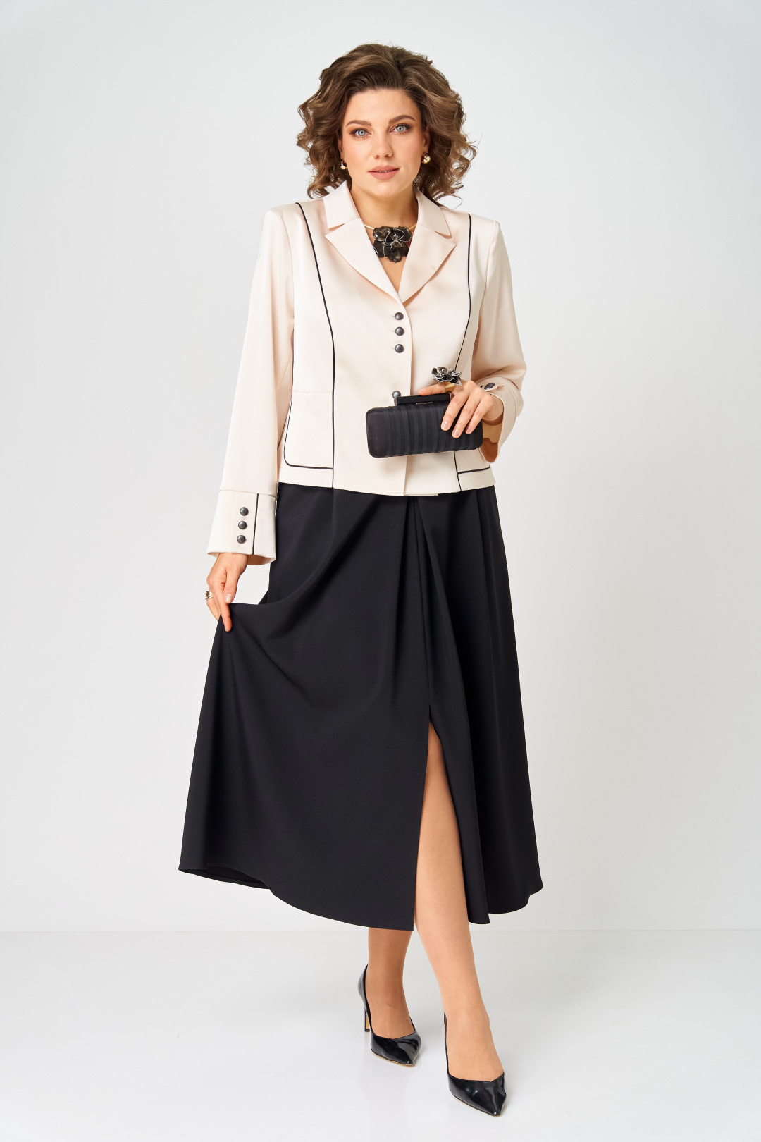 Костюм AiraStyle 24134 молочно-черный