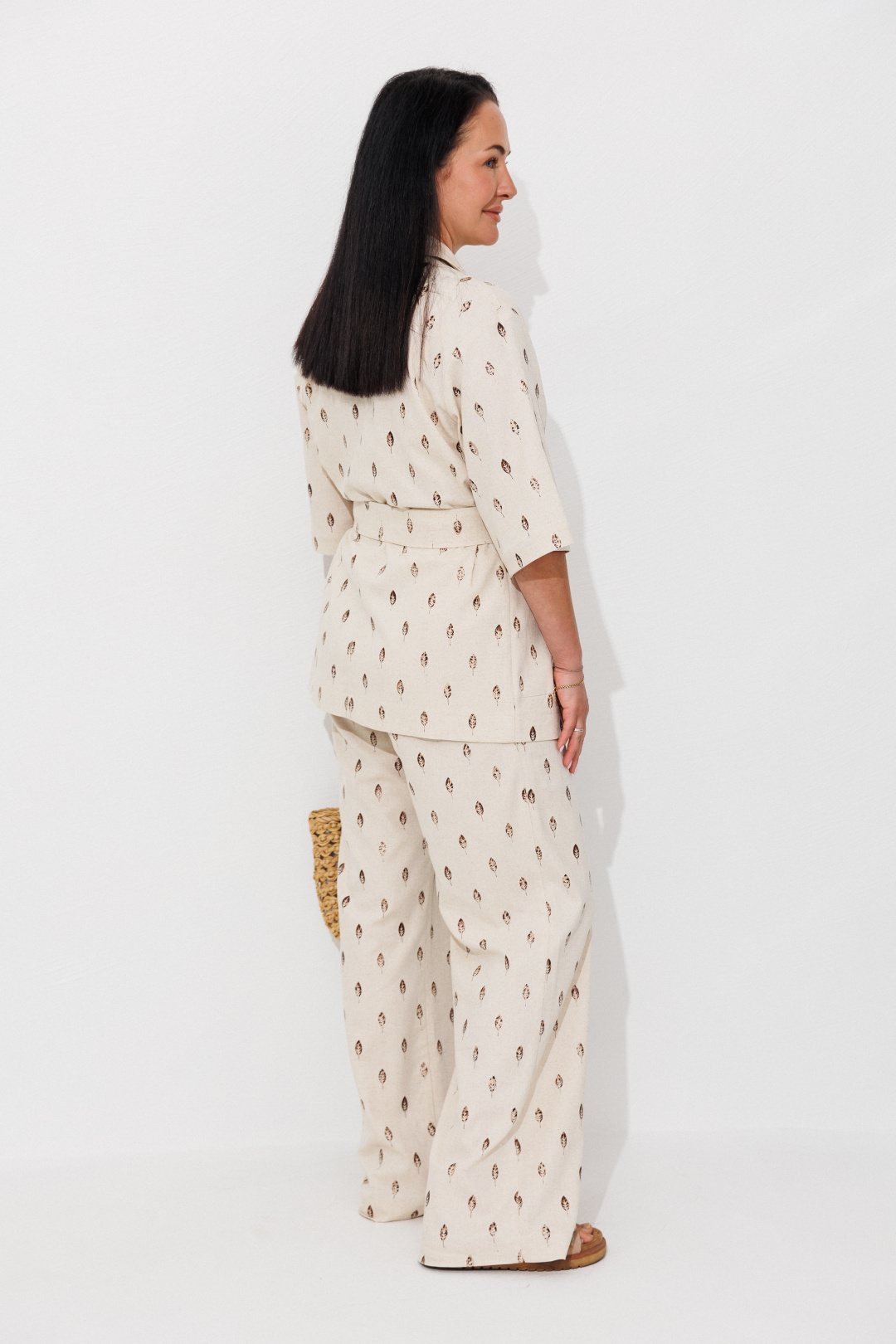 Костюм Ambera style 2167 бежевый+листья