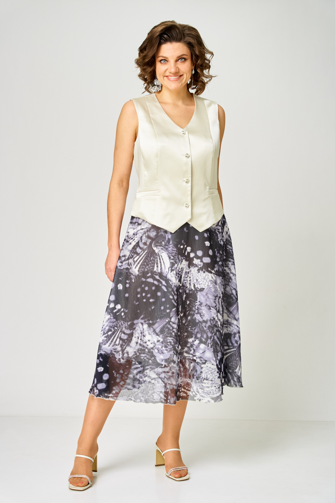 Костюм ANASTASIA MAK 1251-С молочный + мультиколор - фото 1