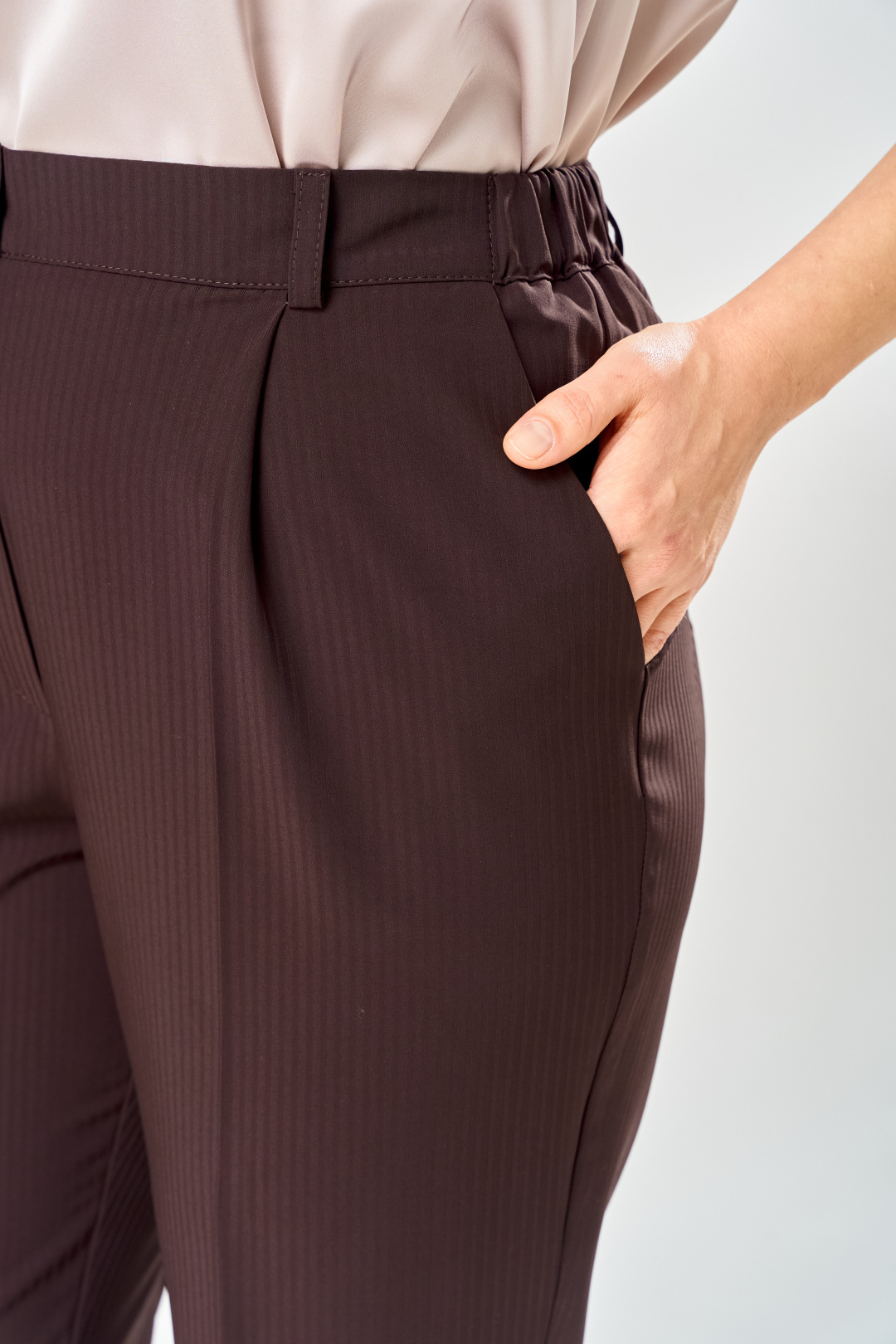 Костюм ANASTASIA MAK 1315 коричневый + пудра