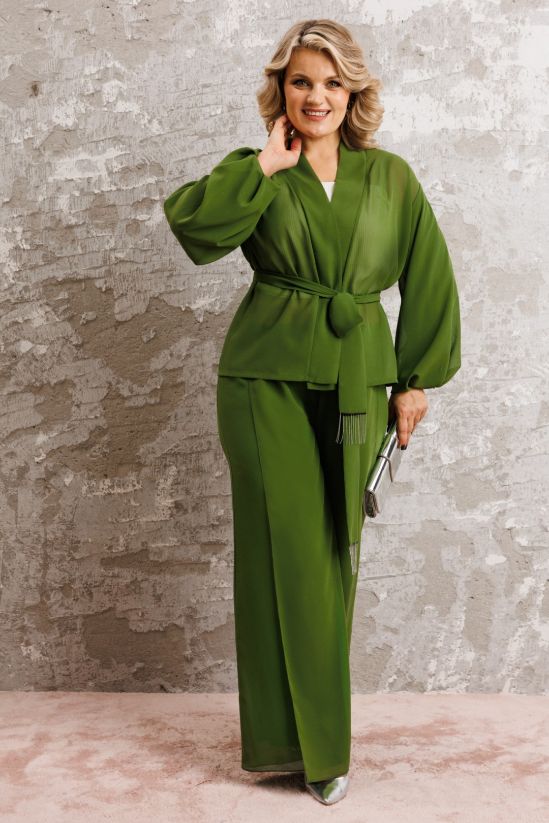 Костюм Anastasia 1063-1 травяной зеленый - фото 2