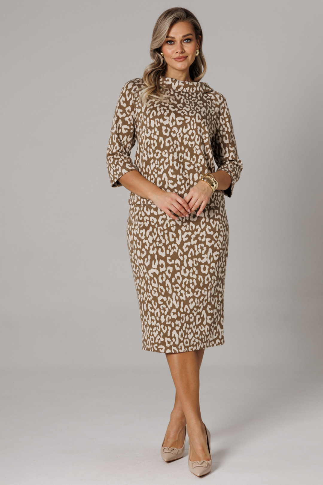 Костюм Anastasia 1303 кофейный (анималистический принт)