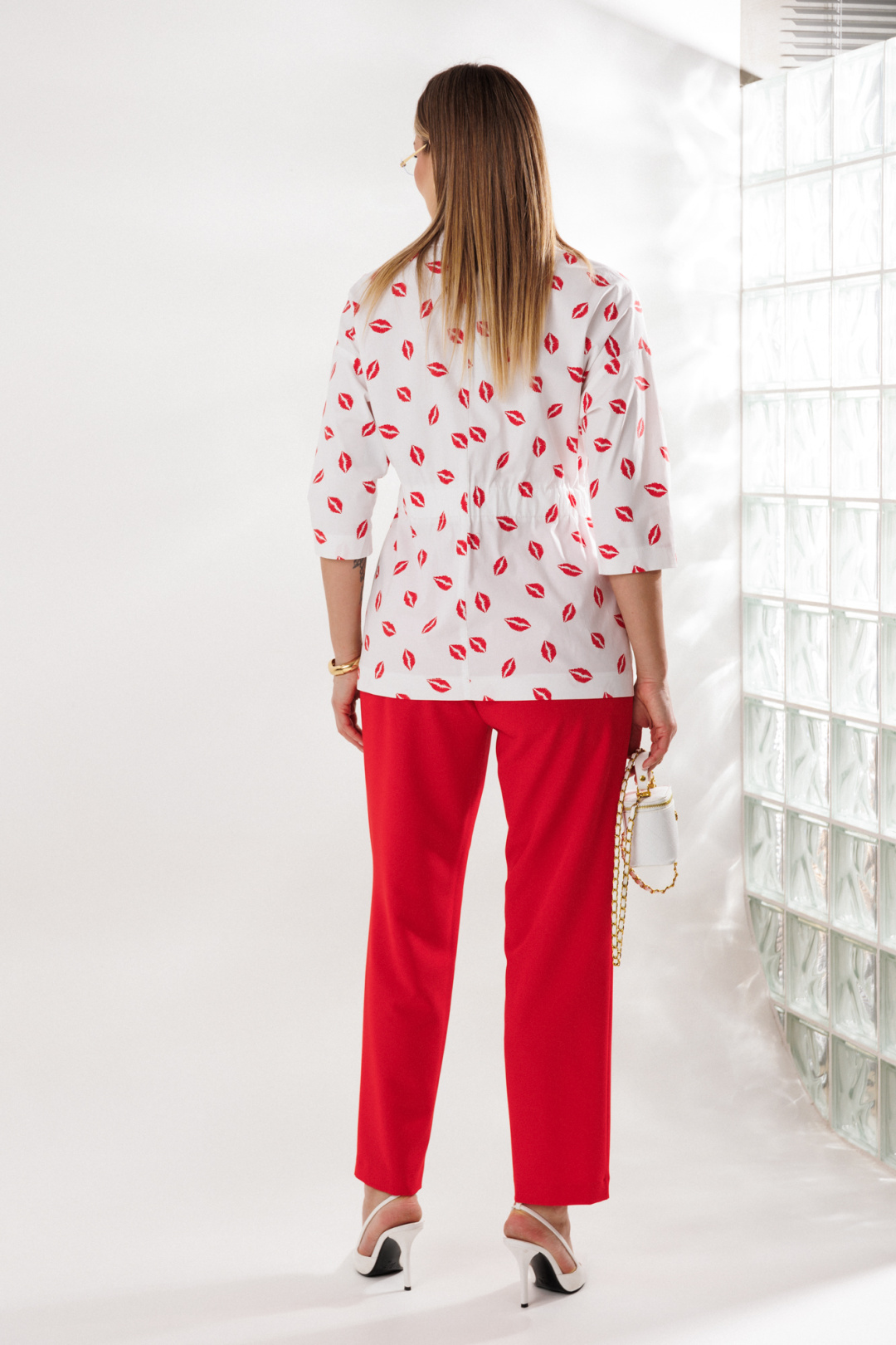 Костюм Anastasia 1333 бело-красный