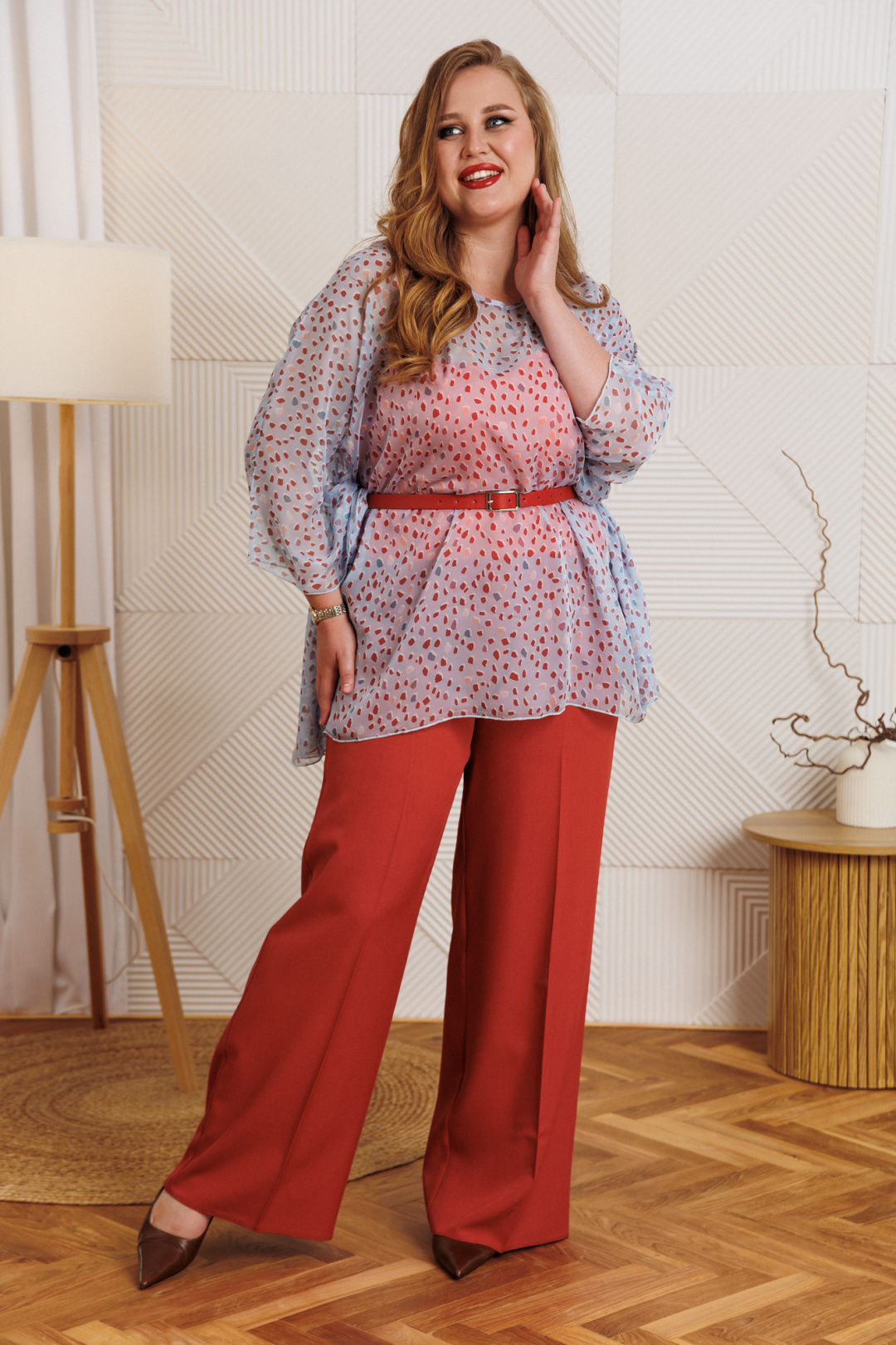 Костюм Anastasia 1364-1 индийский красный