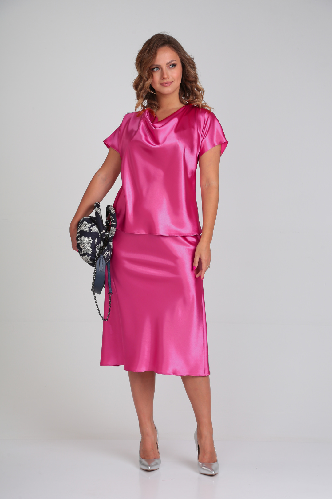 Костюм Anastasia 817.3 фуксия