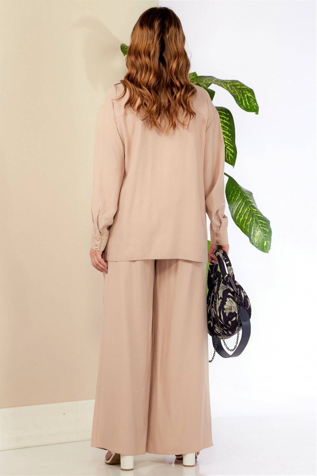 Костюм Anastasia 976.1 песочный - фото 6