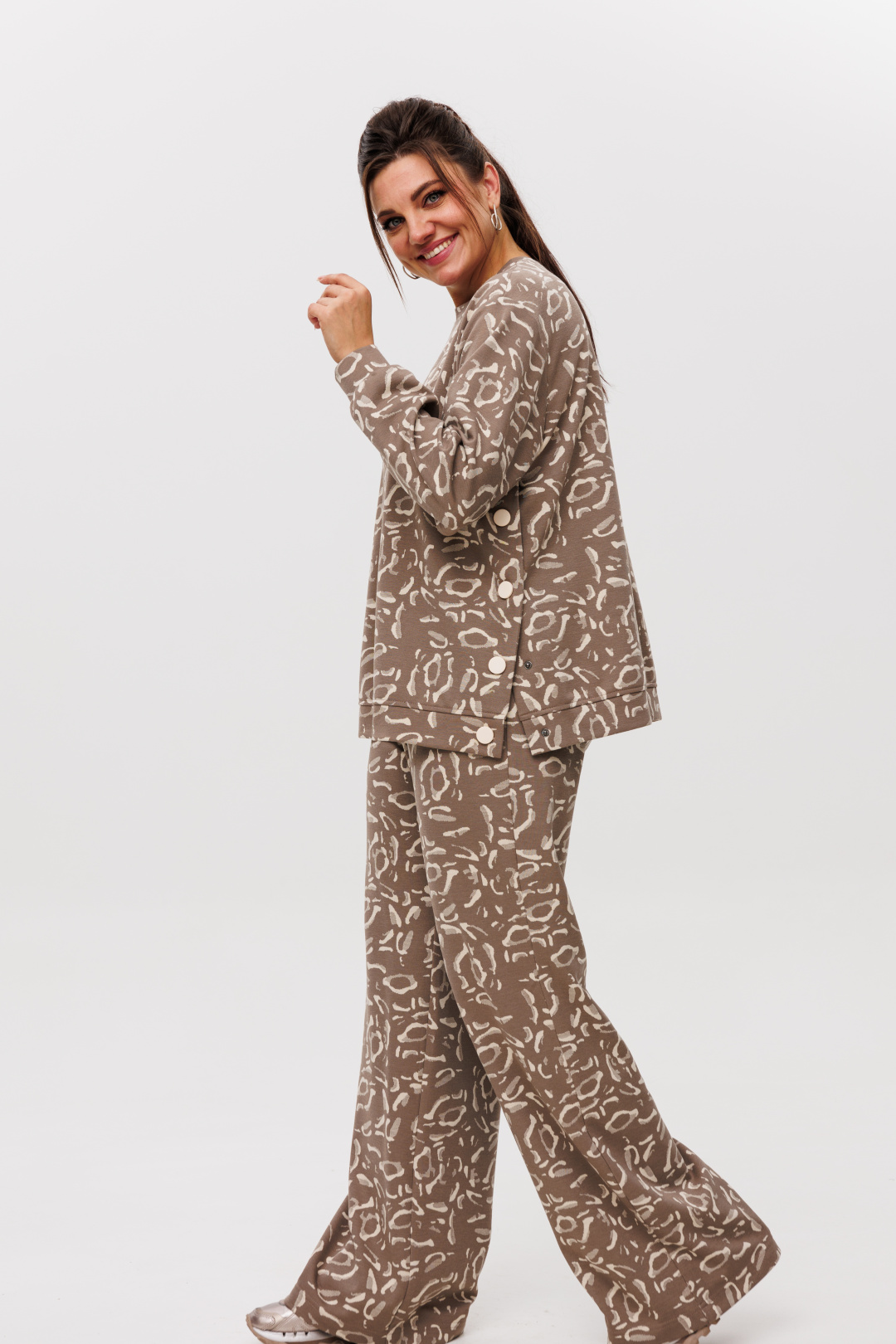 Костюм ANELLI LAUREL 1494 кардамоновый жираф - фото 3