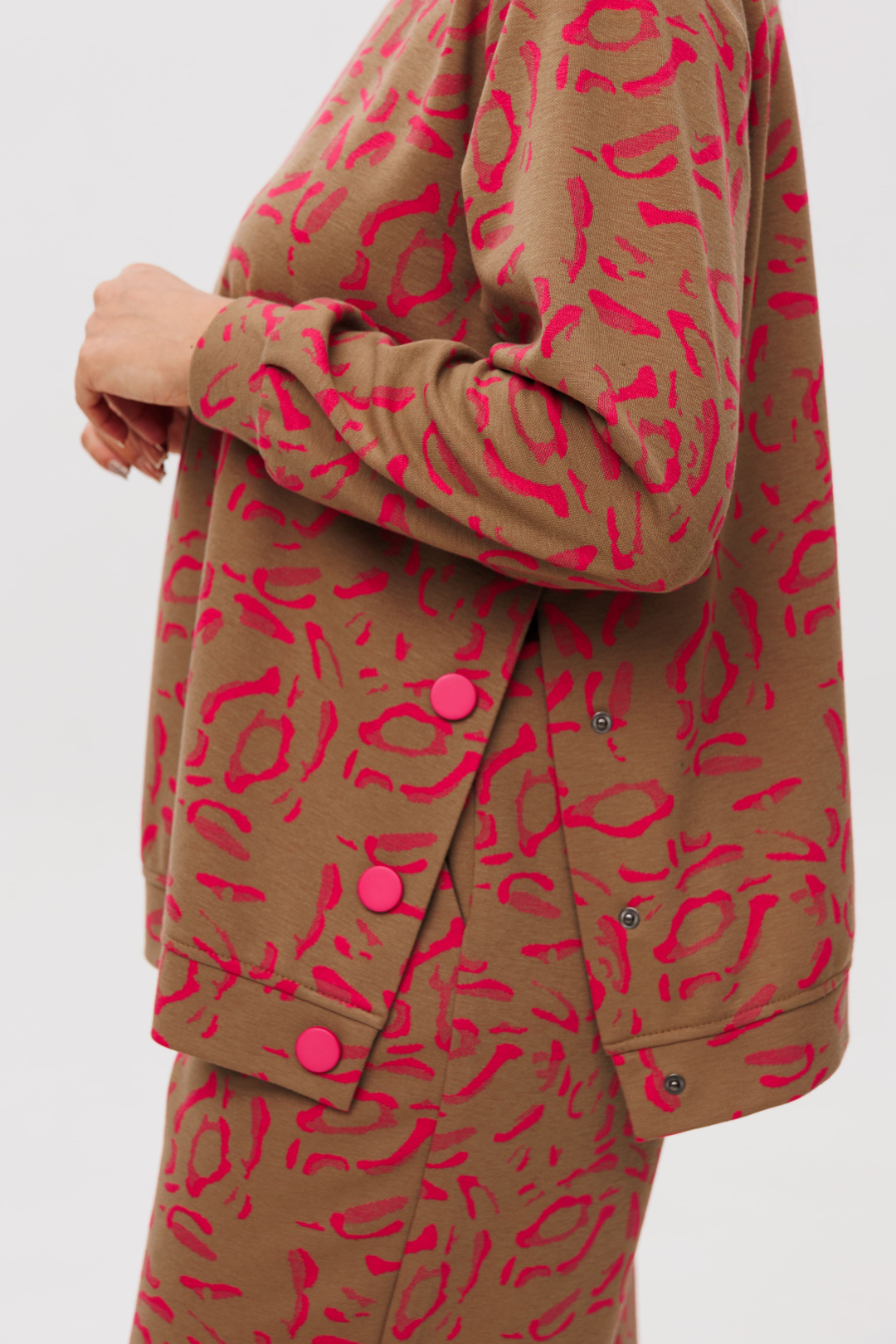 Костюм ANELLI LAUREL 1494 ягодный жираф - фото 3