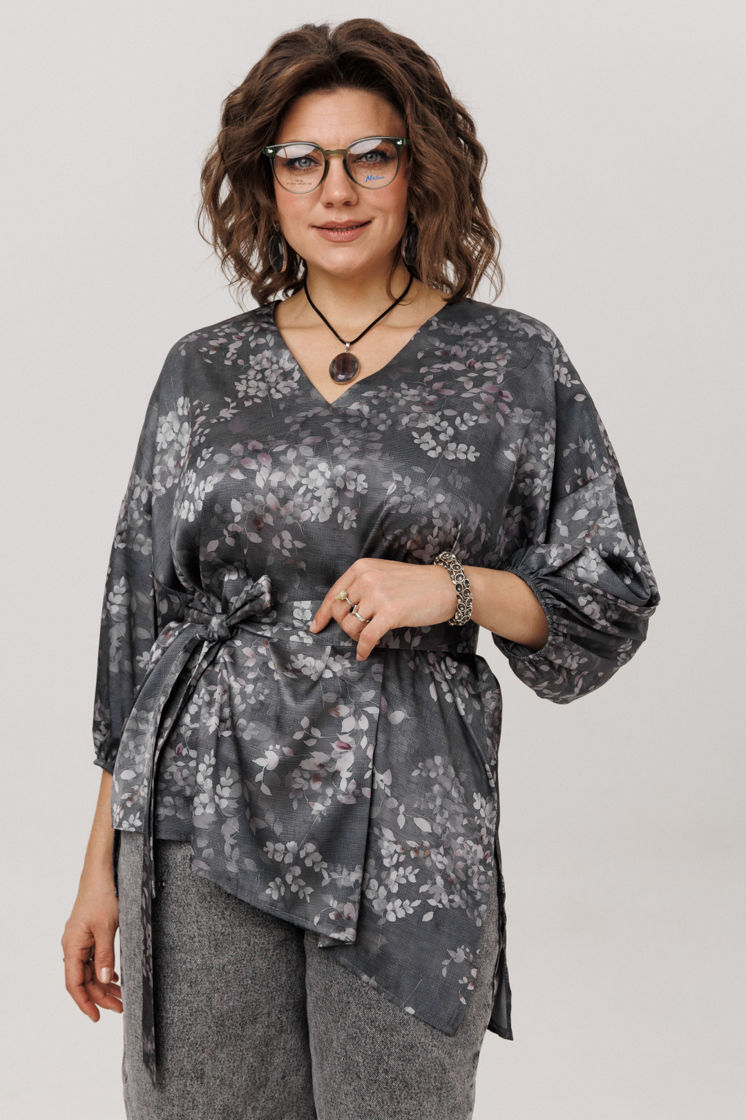 Блузка ANELLI LAUREL 1665-1 графитовый гербарий - фото 3