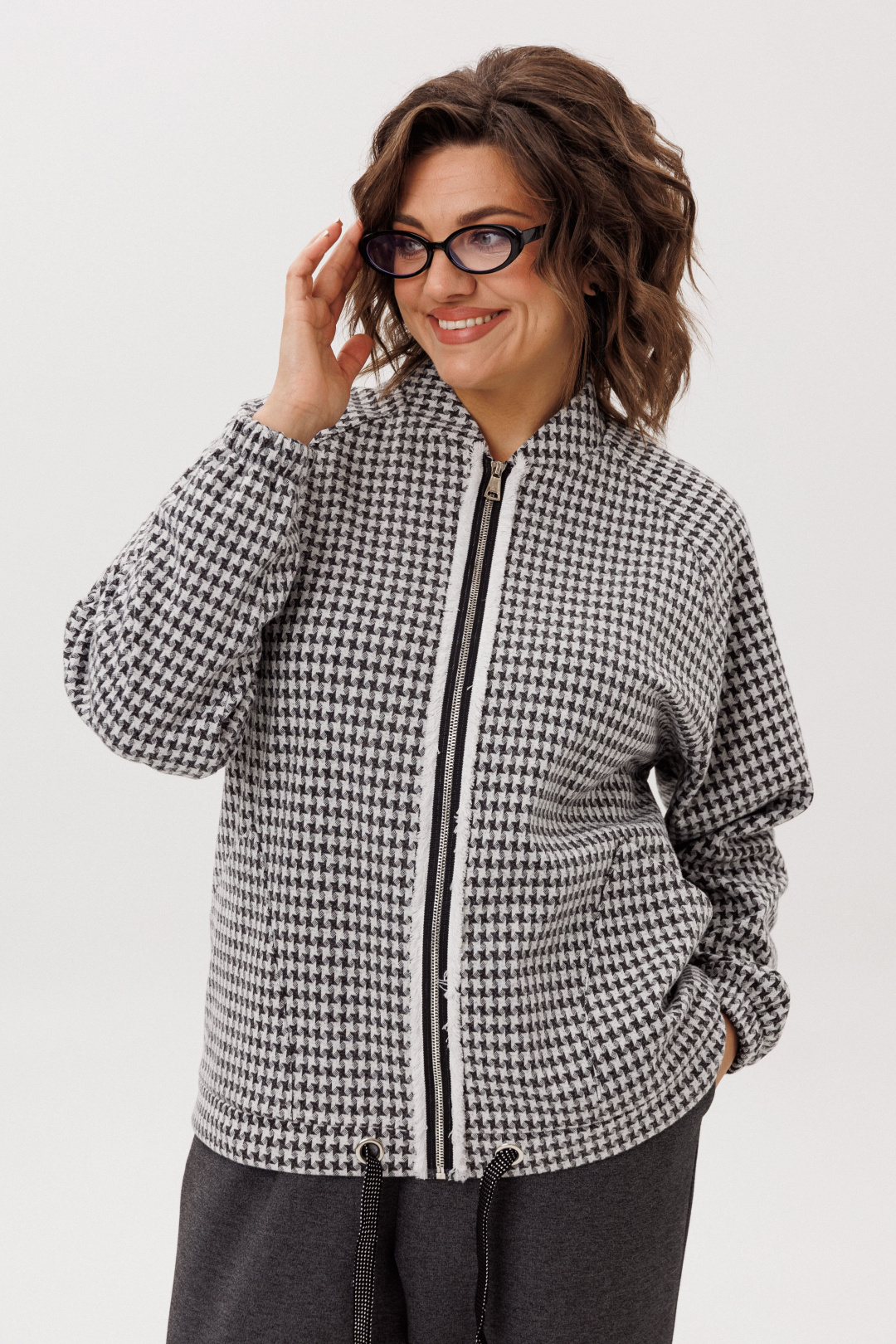 Бомбер ANELLI LAUREL 1778 графический контраст - фото 3