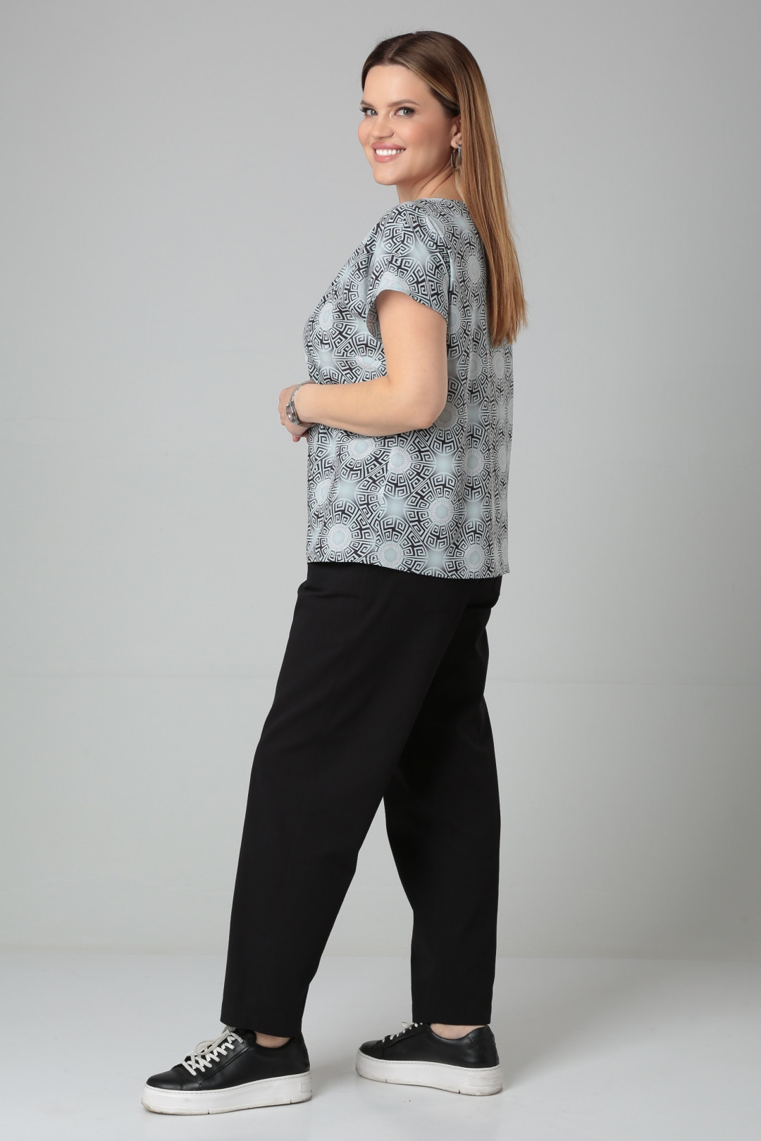 Блузка CAMILE BLISS 8700 олива - фото 4