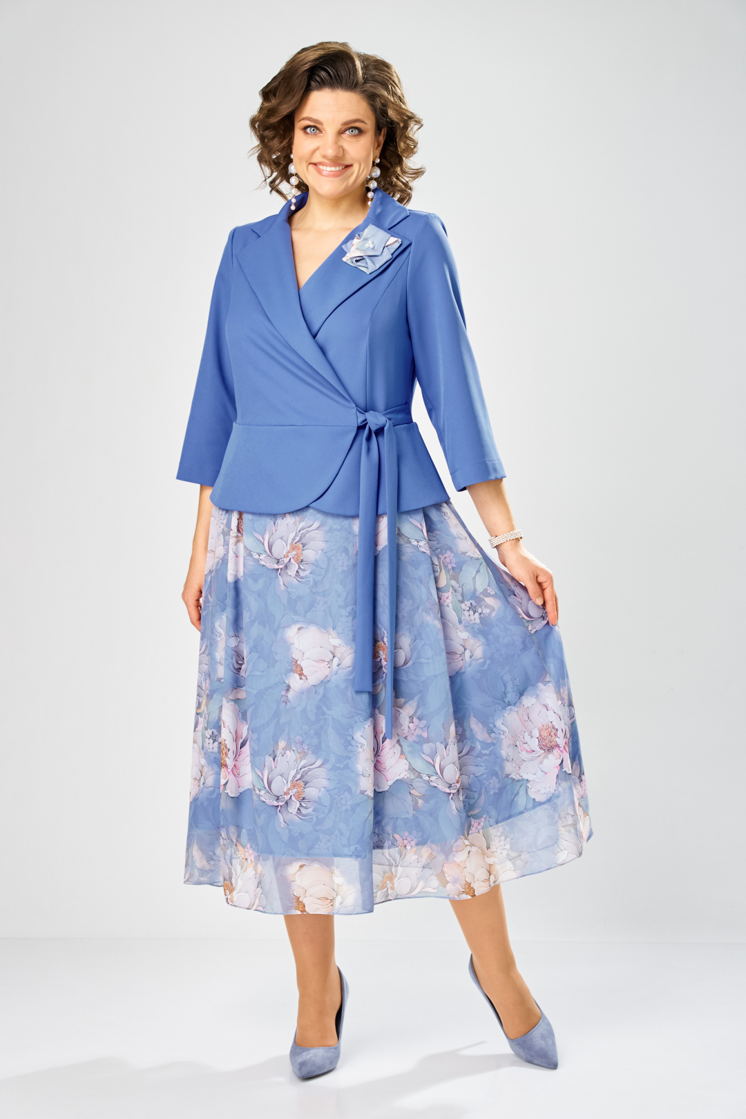 Платье BonnaImage 922-1/16 голубой пионы - фото 2