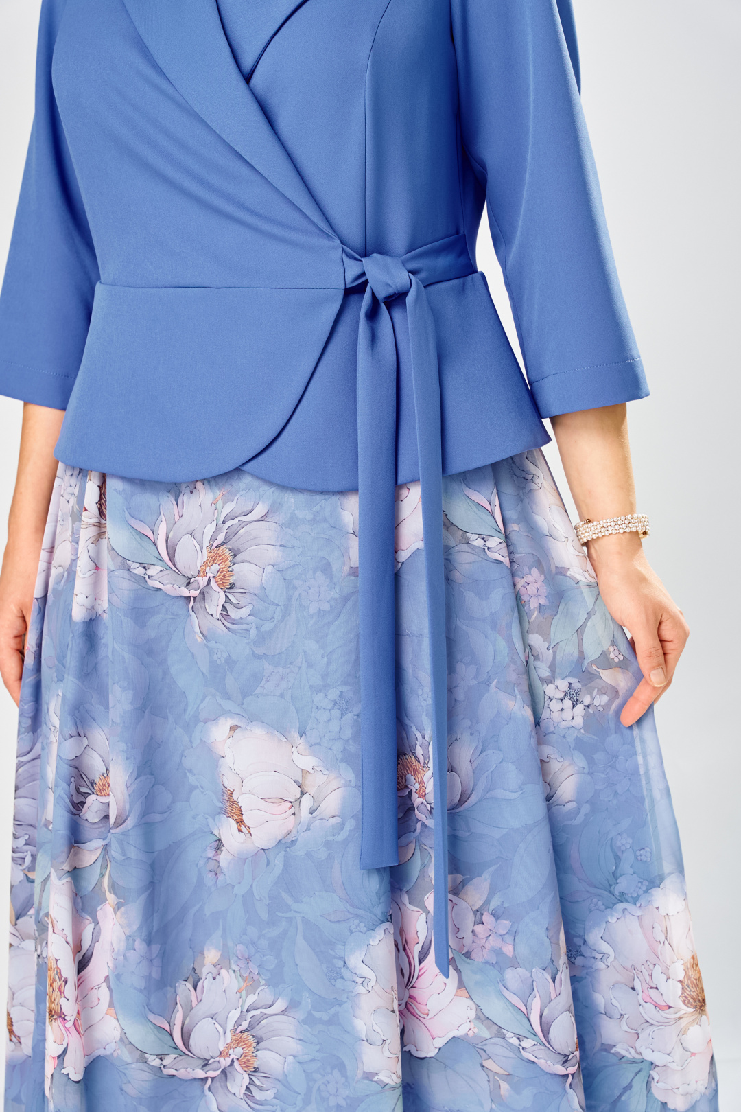 Платье BonnaImage 922-1/16 голубой пионы - фото 6