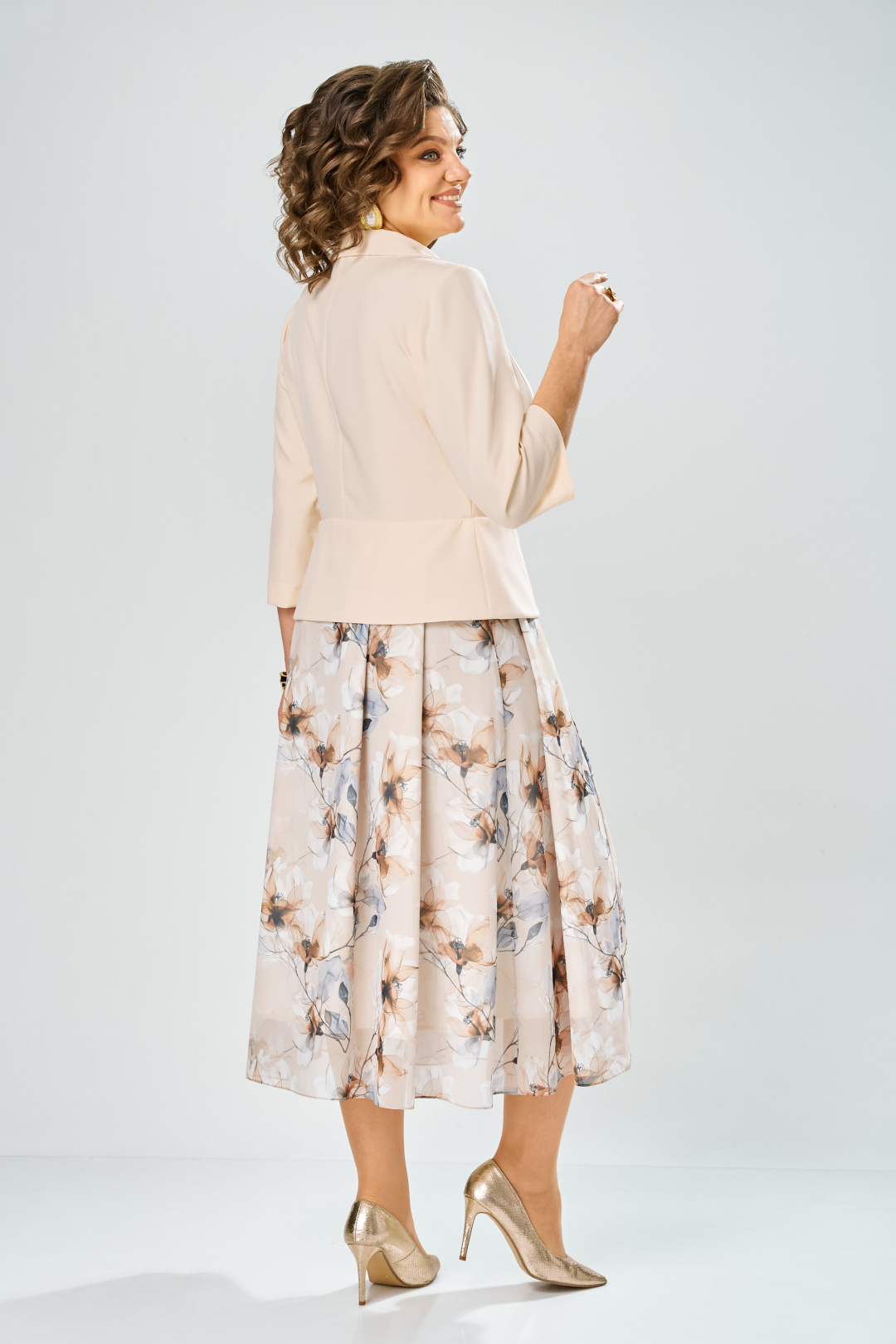 Платье BonnaImage 922-1/8 бежевый цветы