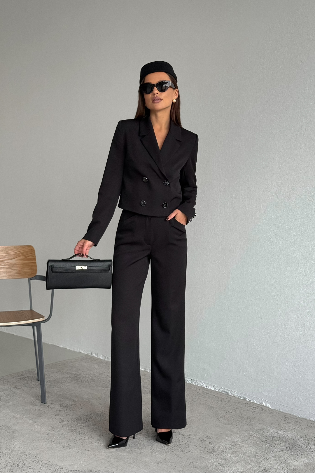 Костюм DilanaVIP 2122 черный - фото 1