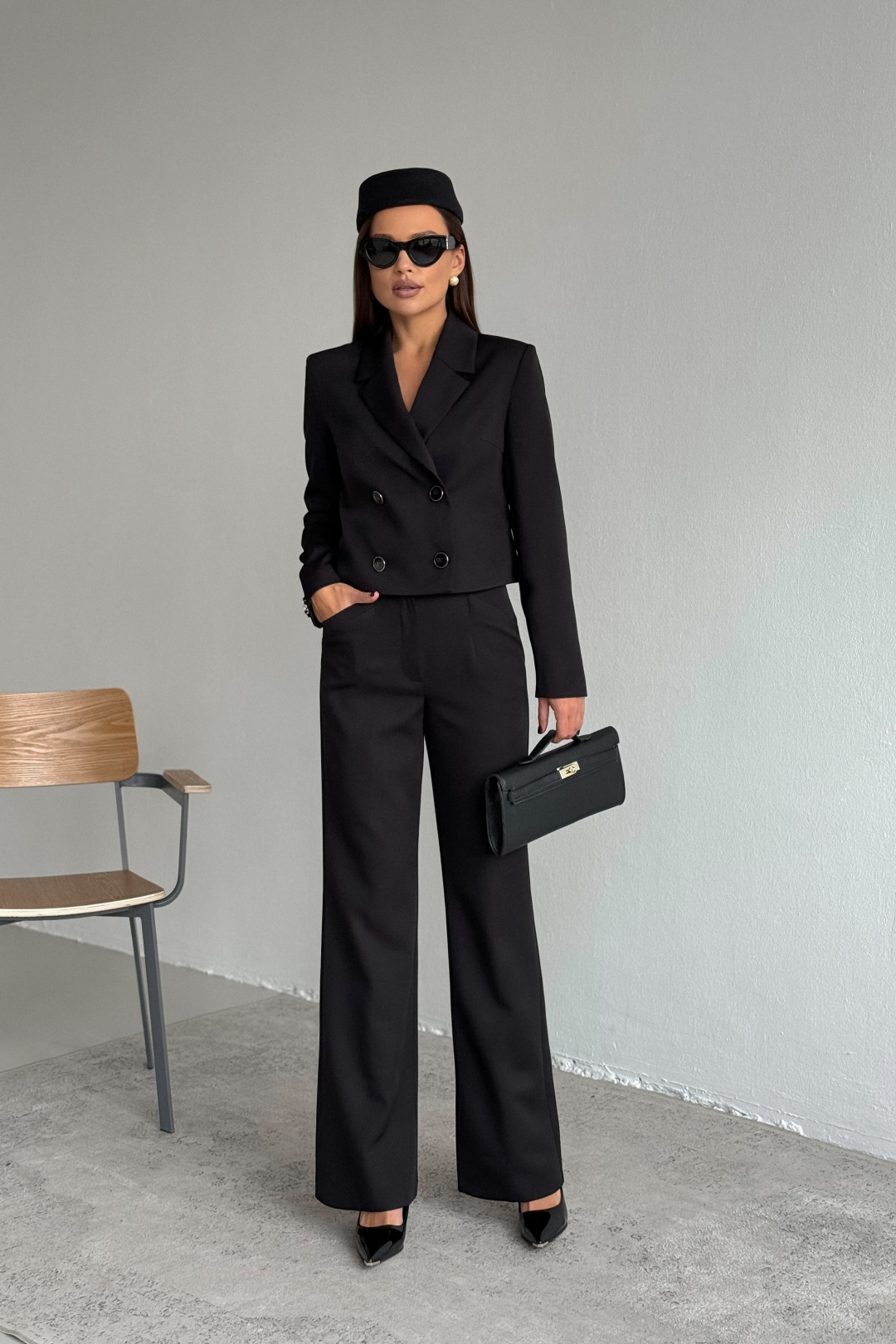 Костюм DilanaVIP 2122 черный