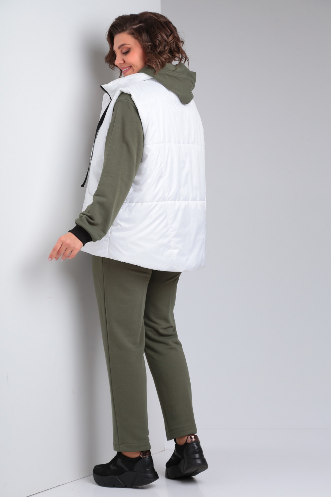 Костюм Diomant 1940 олива-белый - фото 2