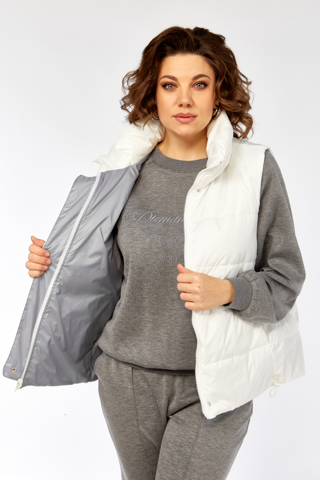 Жилет Diomant 2136 белый