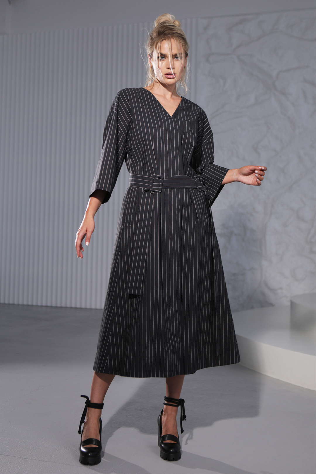 Платье Erika 7061-1 черный - фото 1