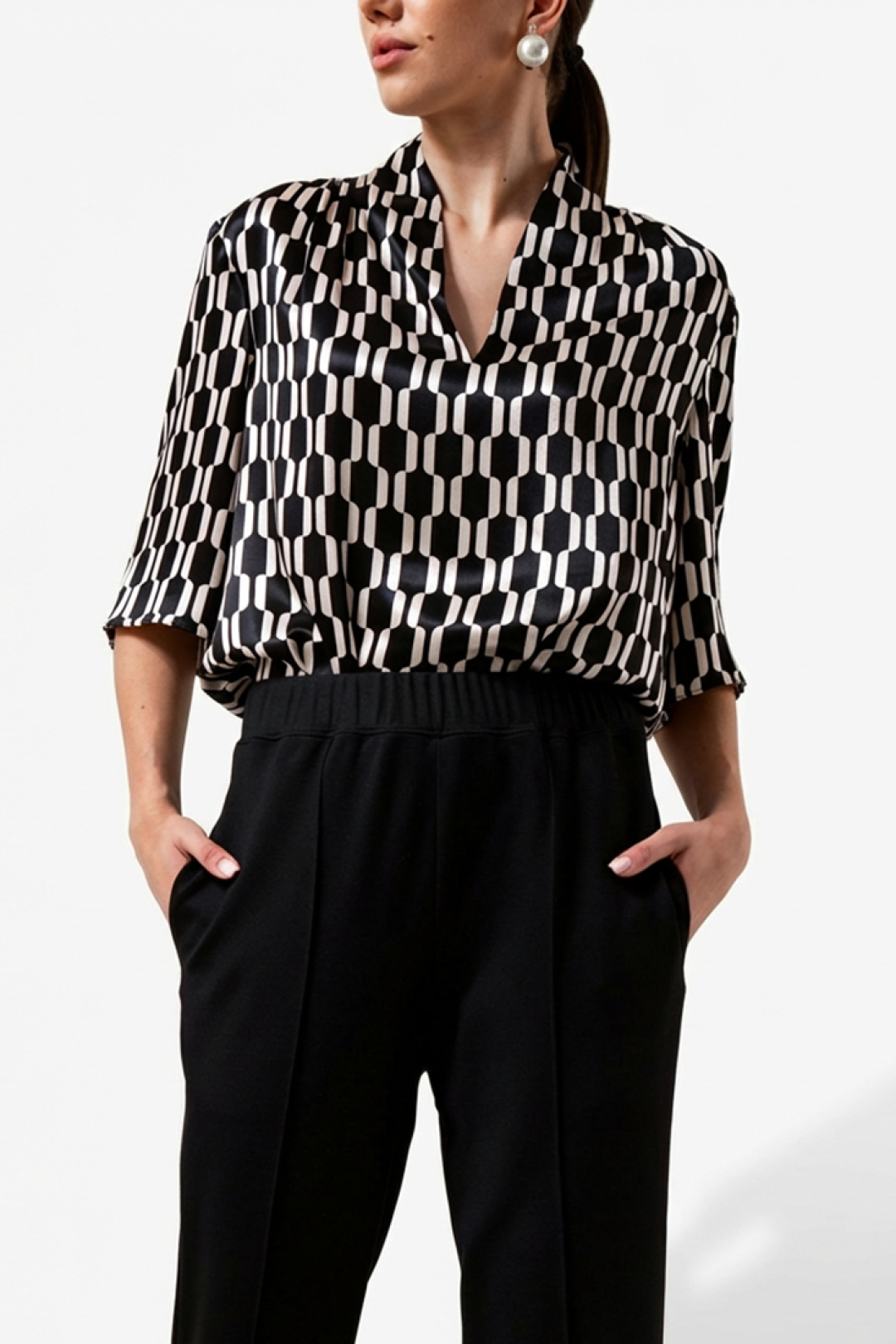 Блузка Erika 7219 черный - фото 1