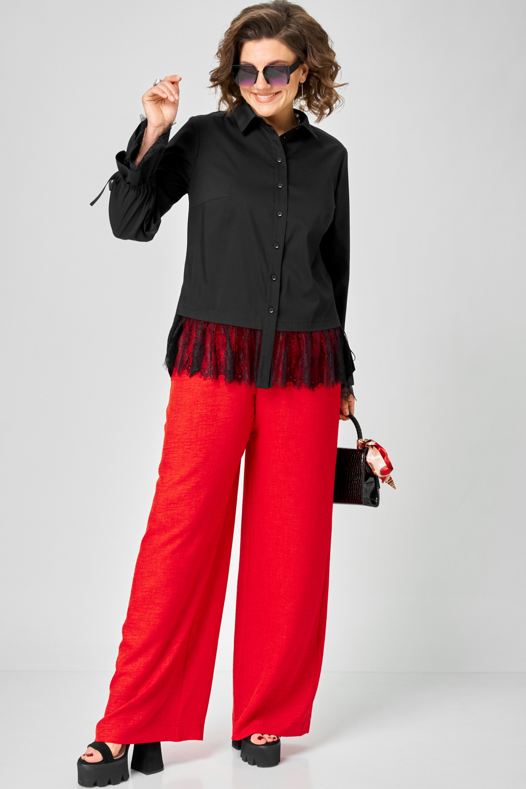 Блуза EVA GRANT 5002 черный с кружевом