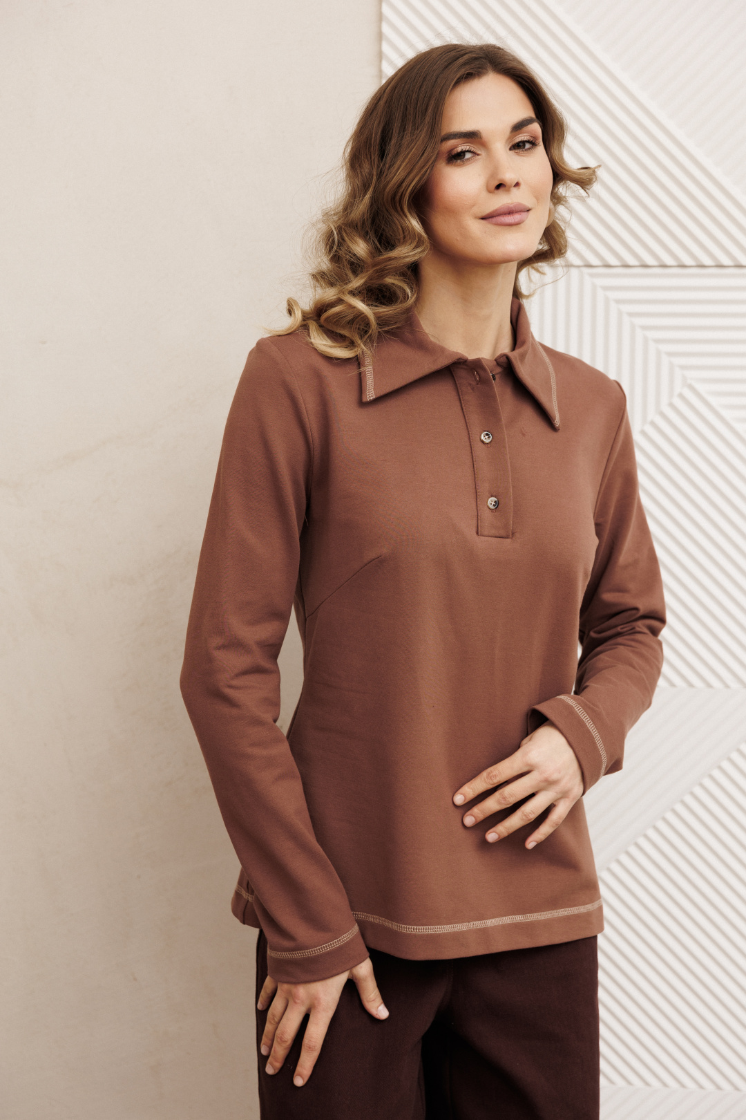 Костюм GIZART 5415 мокко мусс + шоколадный джинс - фото 3