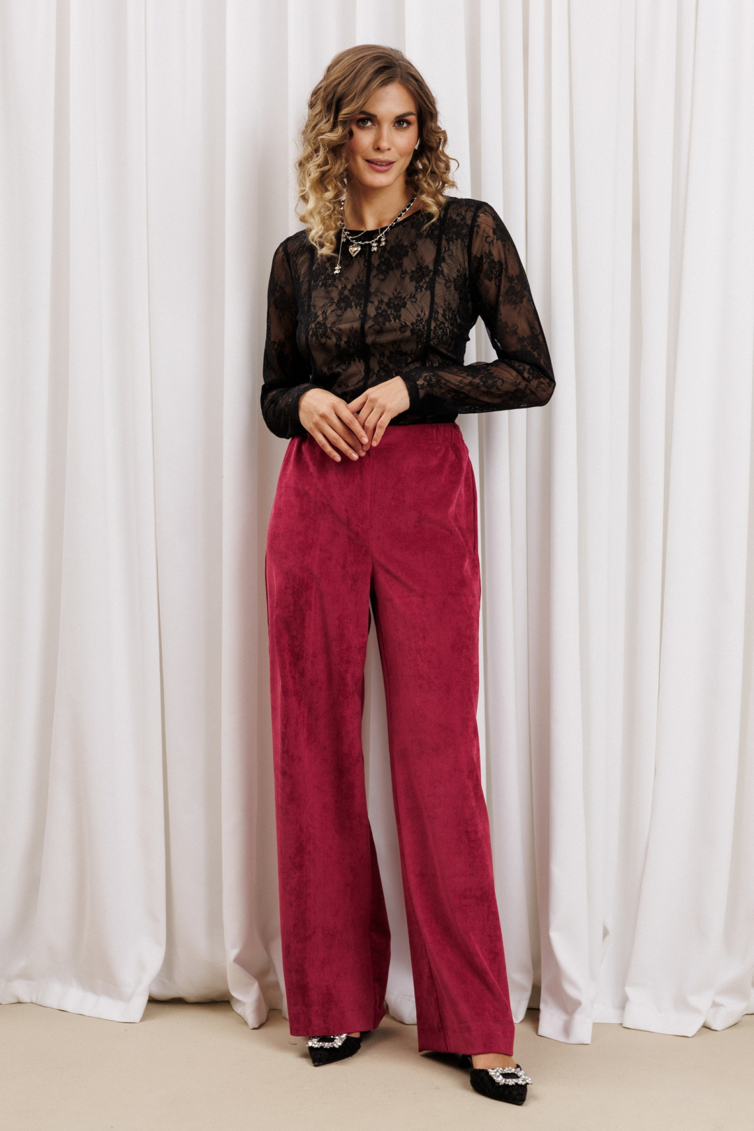 Костюм GIZART 5439 черный + брусничный