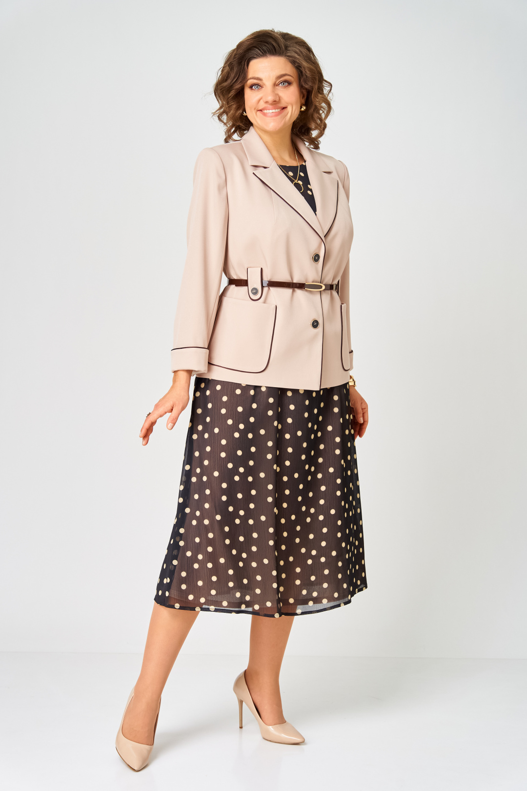 Костюм Карина Делюкс 1381 черно-бежевый - фото 1