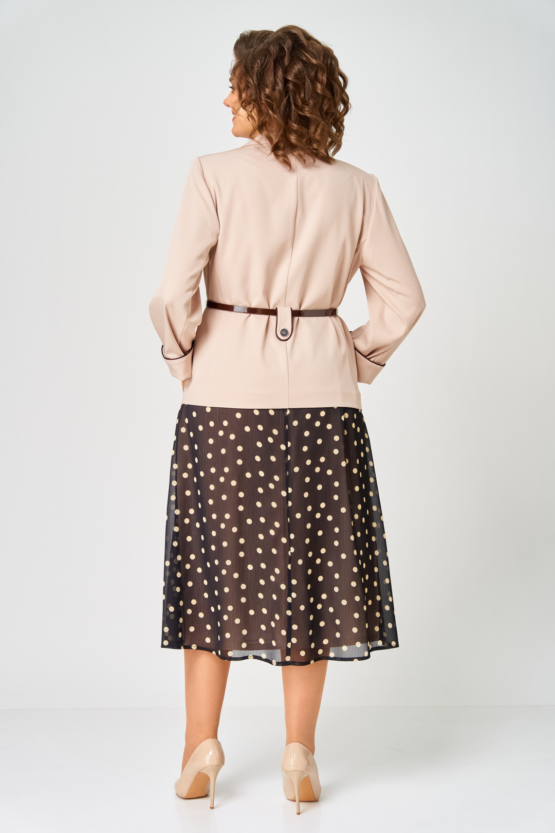 Костюм Карина Делюкс 1381 черно-бежевый