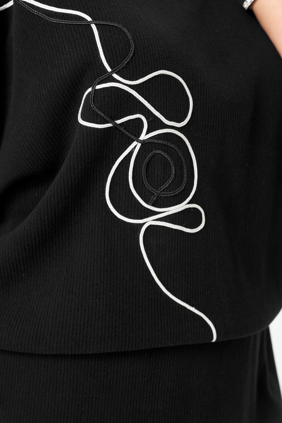 Платье Карина Делюкс 1413 черный - фото 4