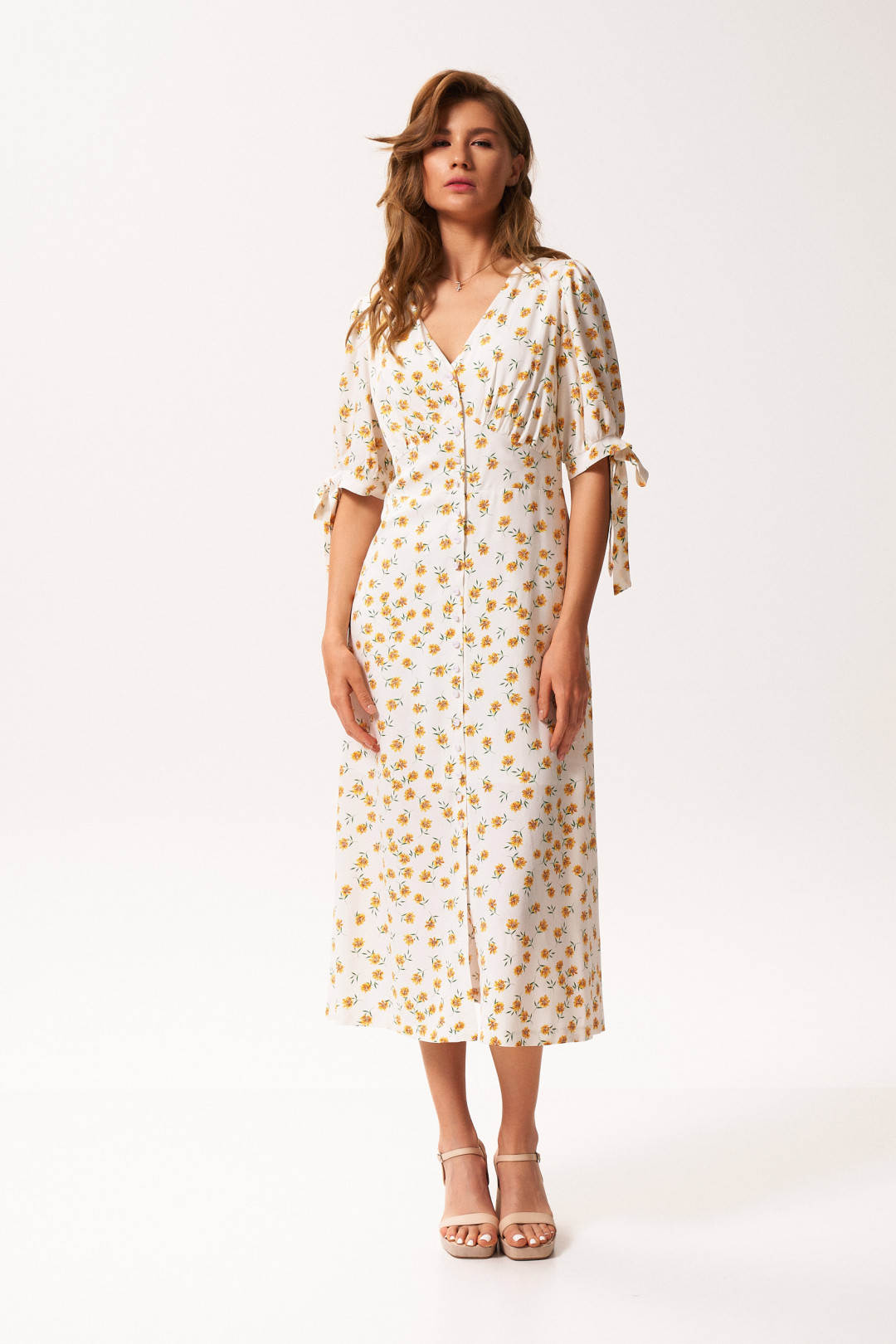 Платье KaVari 1042 молоко принт ромашка - фото 1