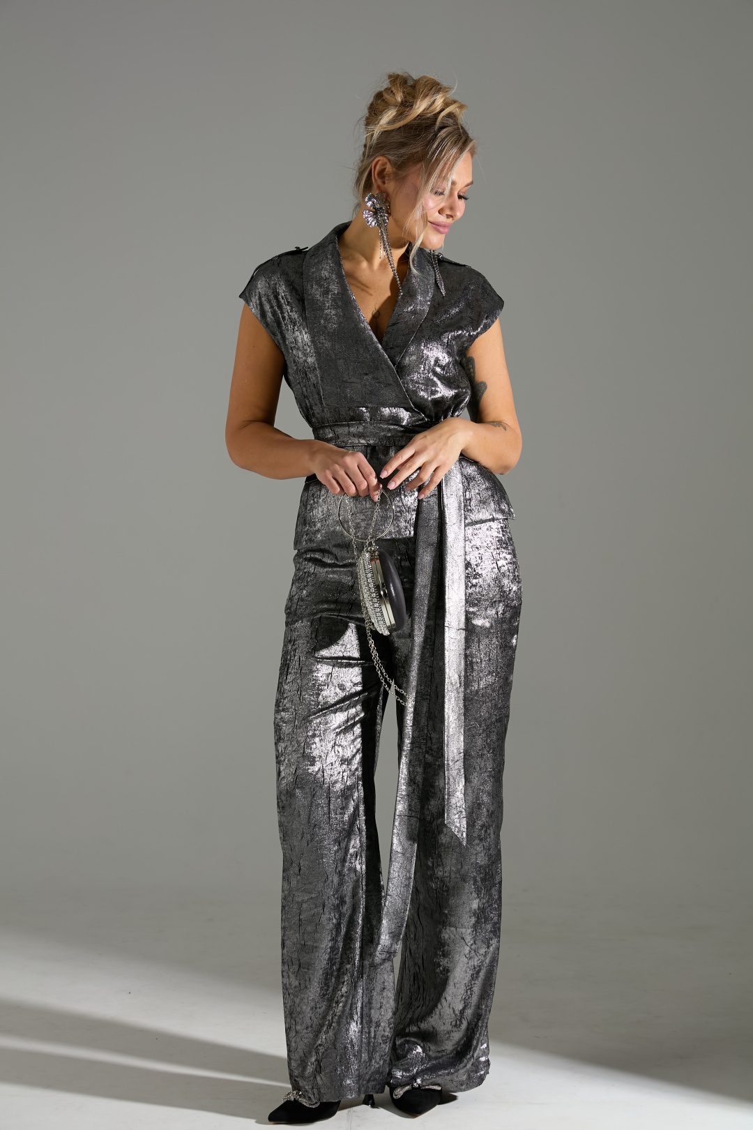 Костюм Лаборатория Моды 126048 серый шиммер - фото 4