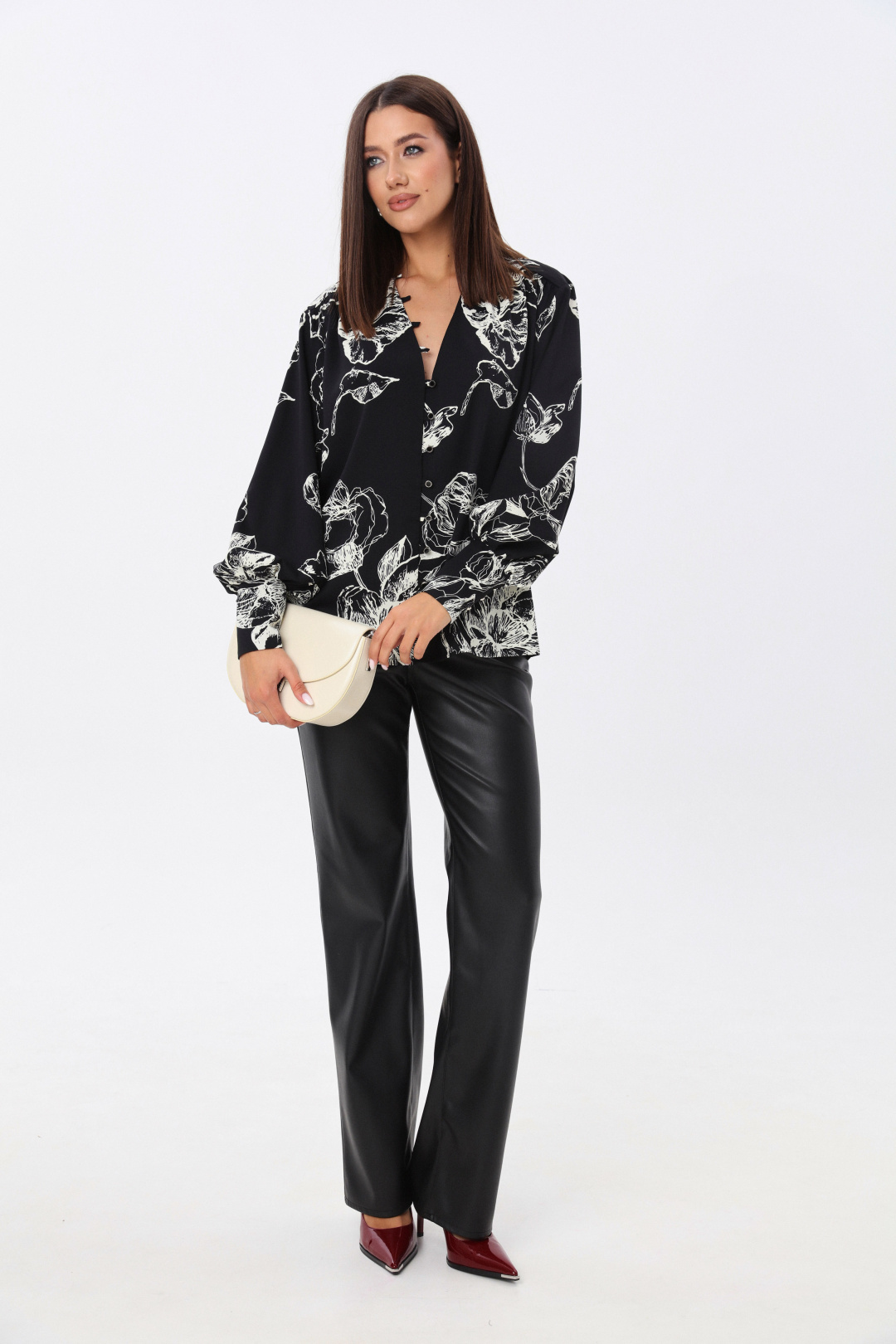 Блузка Лаборатория Моды 1621 цветы на черном - фото 5