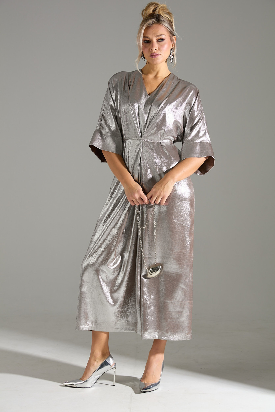 Платье Лаборатория Моды М 135 бежевый шиммер