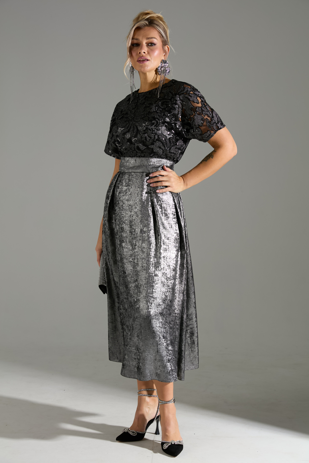 Платье Лаборатория Моды М 76 серый шиммер