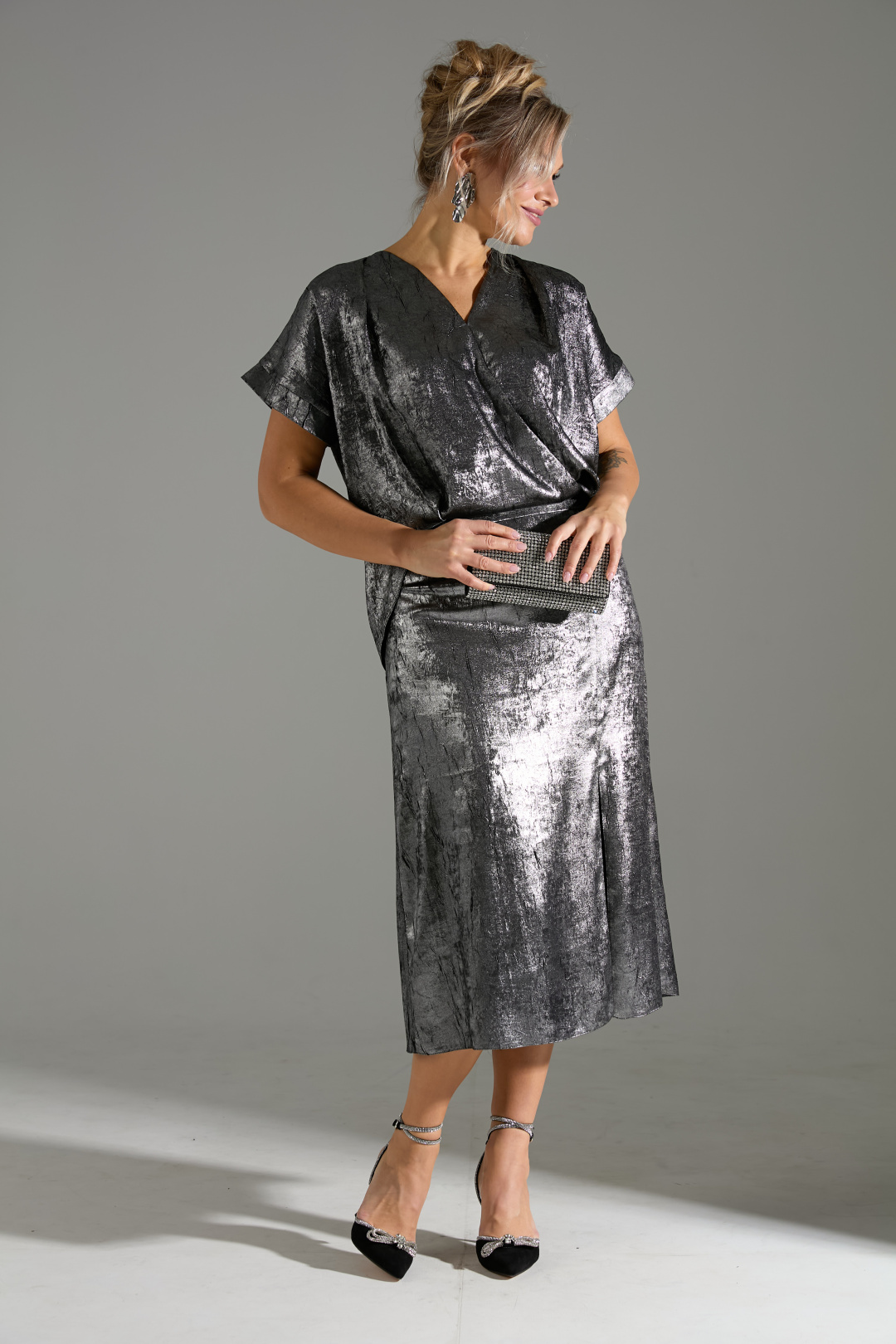 Костюм Лаборатория Моды М 94 серый шиммер - фото 1