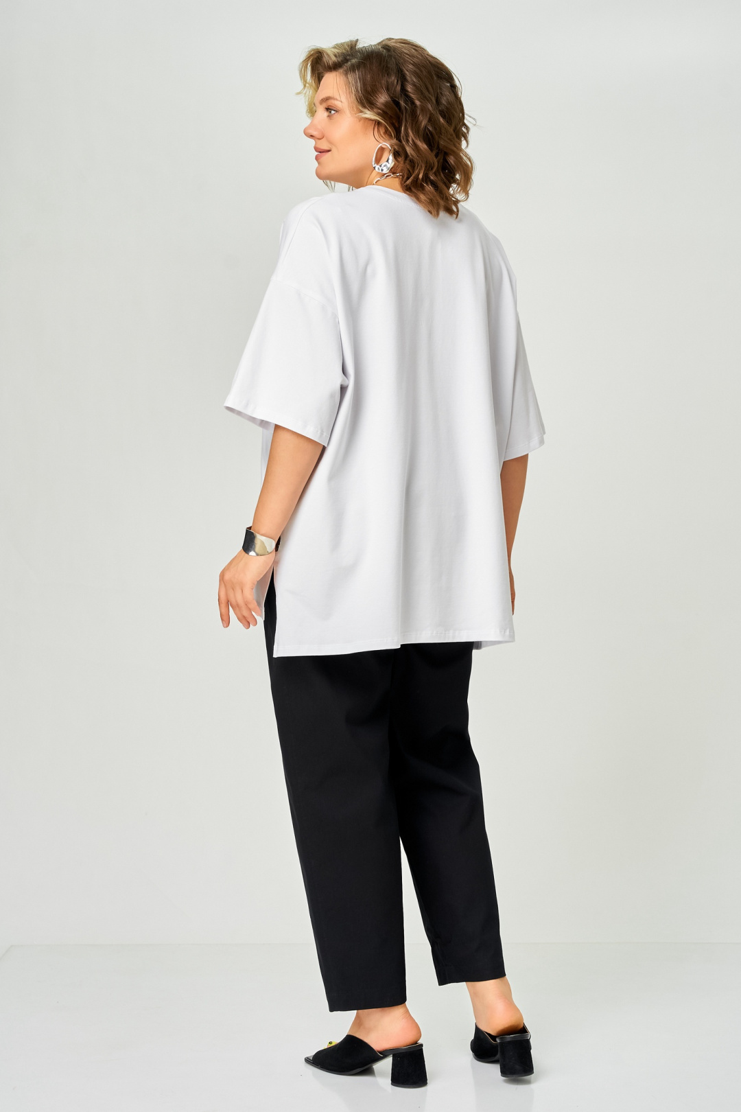 Футболка LARINI 086 белый optimist