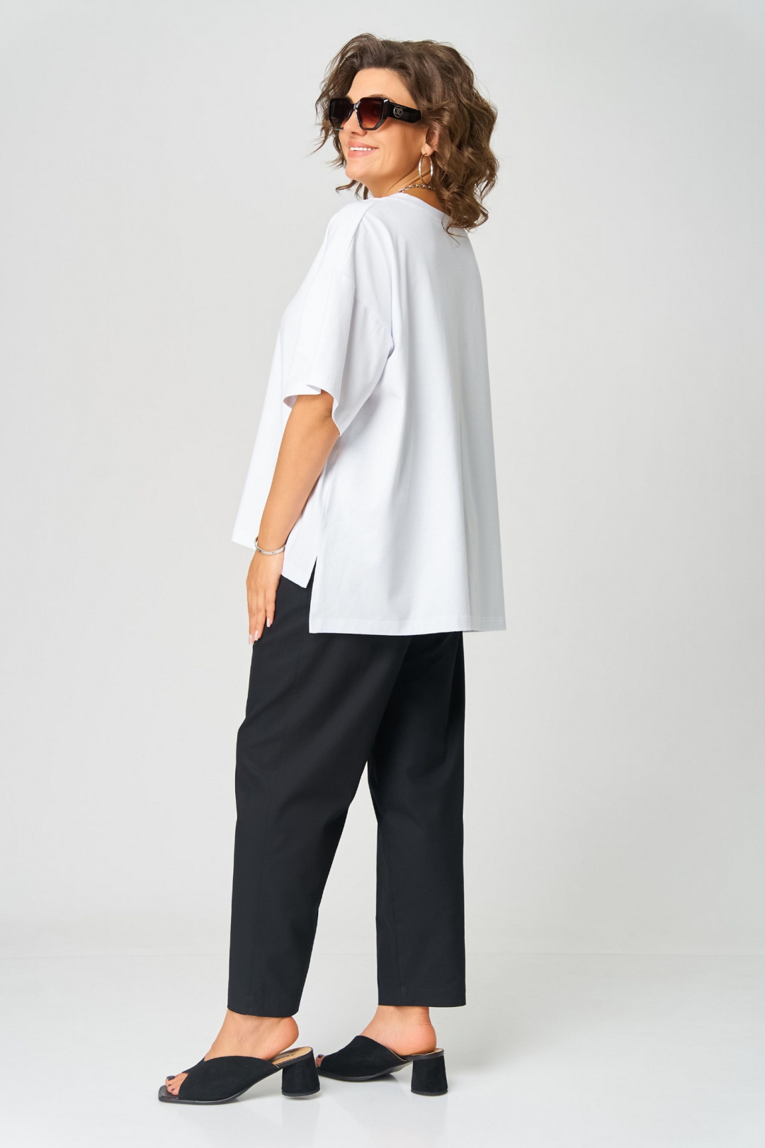 Футболка LARINI 090 белый