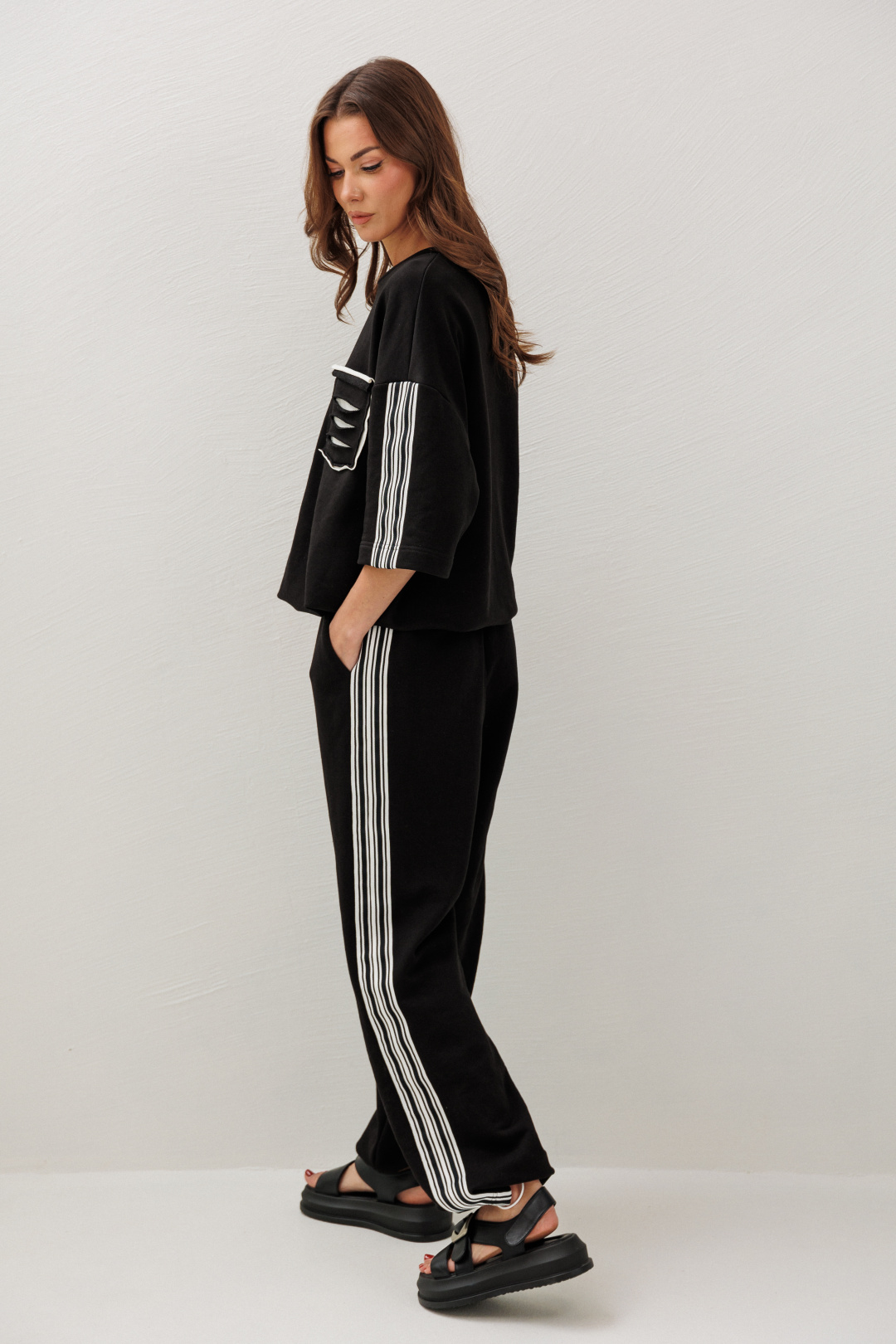 Костюм Lars Style 1238-1 черный+молочный