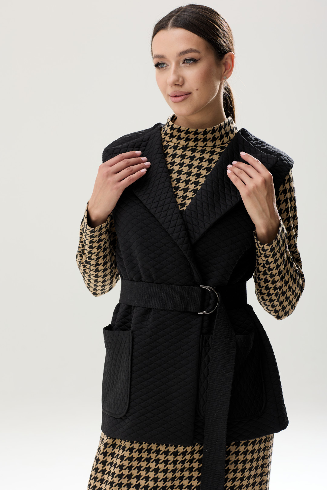 Костюм Lars Style 828 бежевый, черный - фото 2