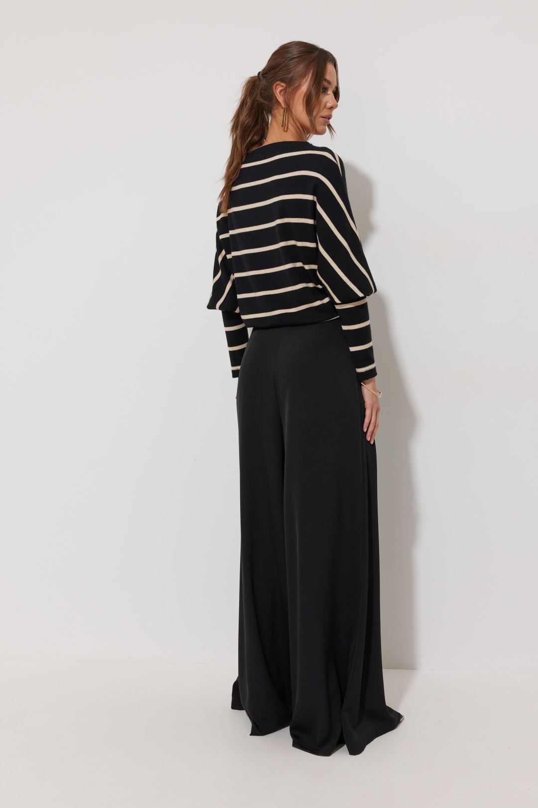 Джемпер ЛЮШе 4287 черный