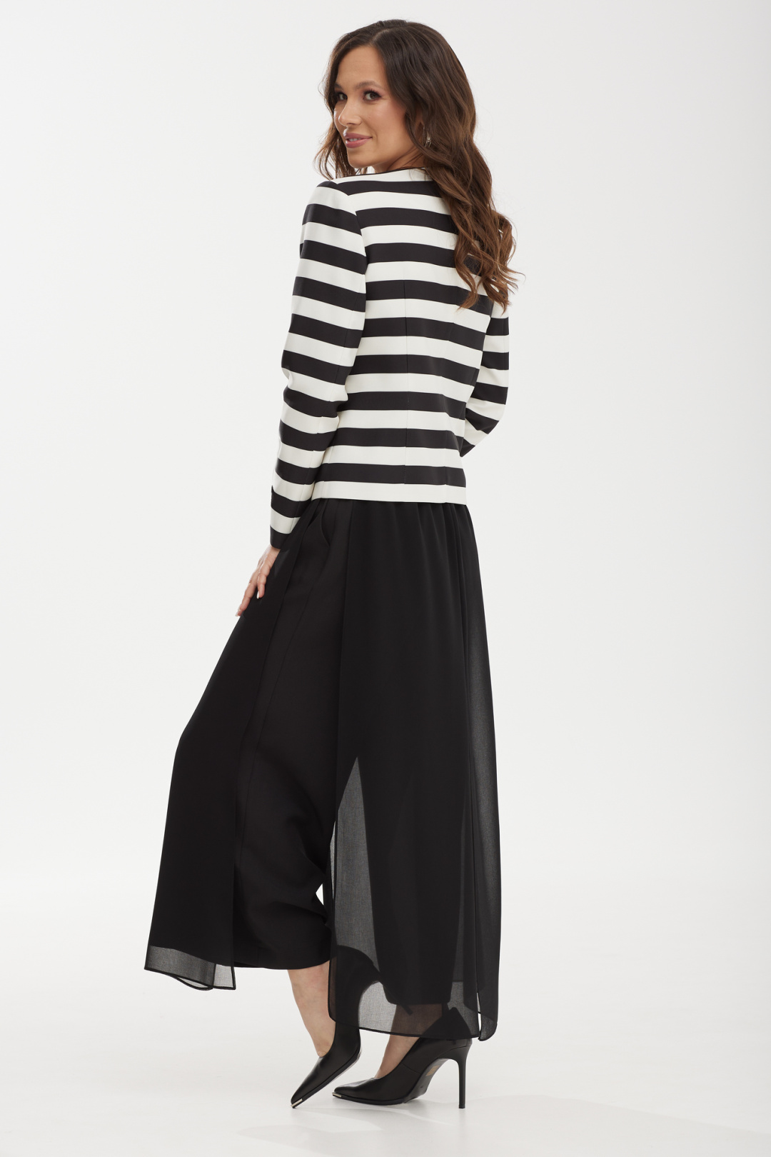 Костюм Магия Моды 2444 черный+белый - фото 4