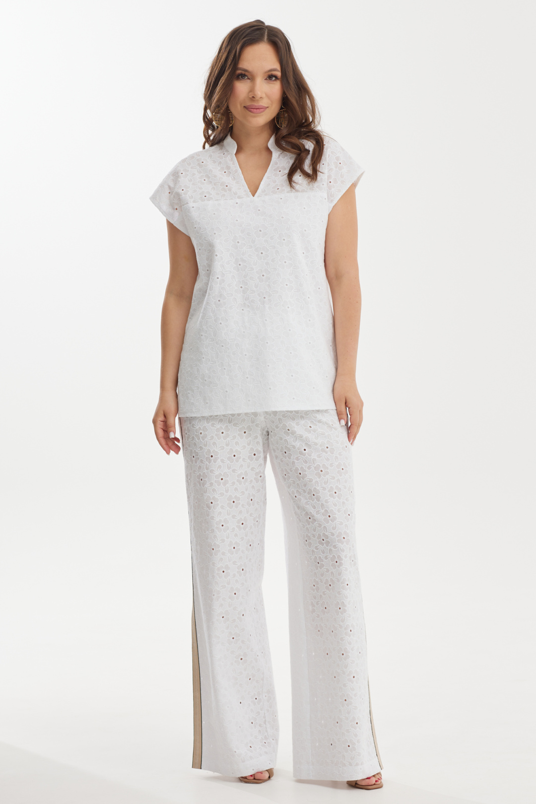 Костюм Магия Моды 2459 белый - фото 1