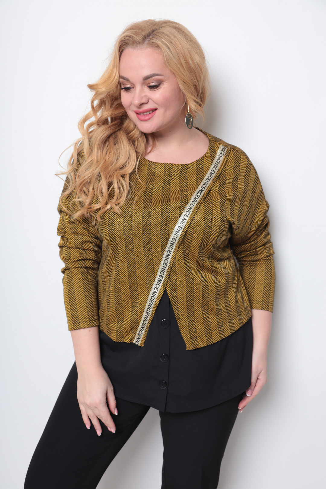 Джемпер Мишель Шик 755 горчичный, черный - фото 4