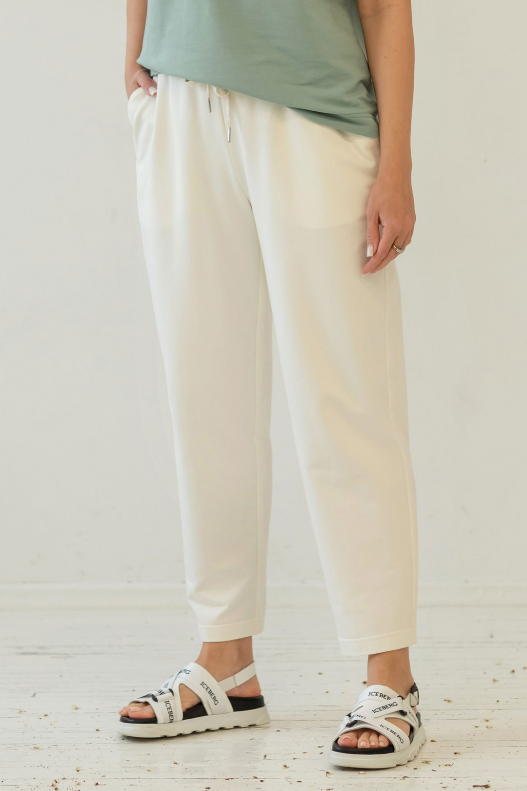 Брюки MisLana 674 молочный - фото 1