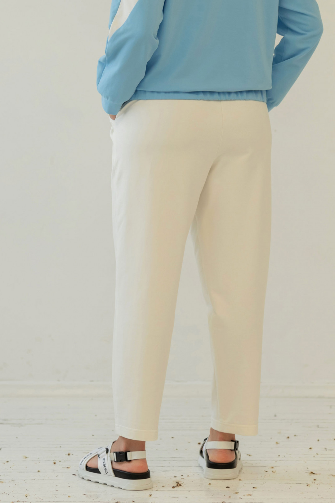 Брюки MisLana 674 молочный - фото 4