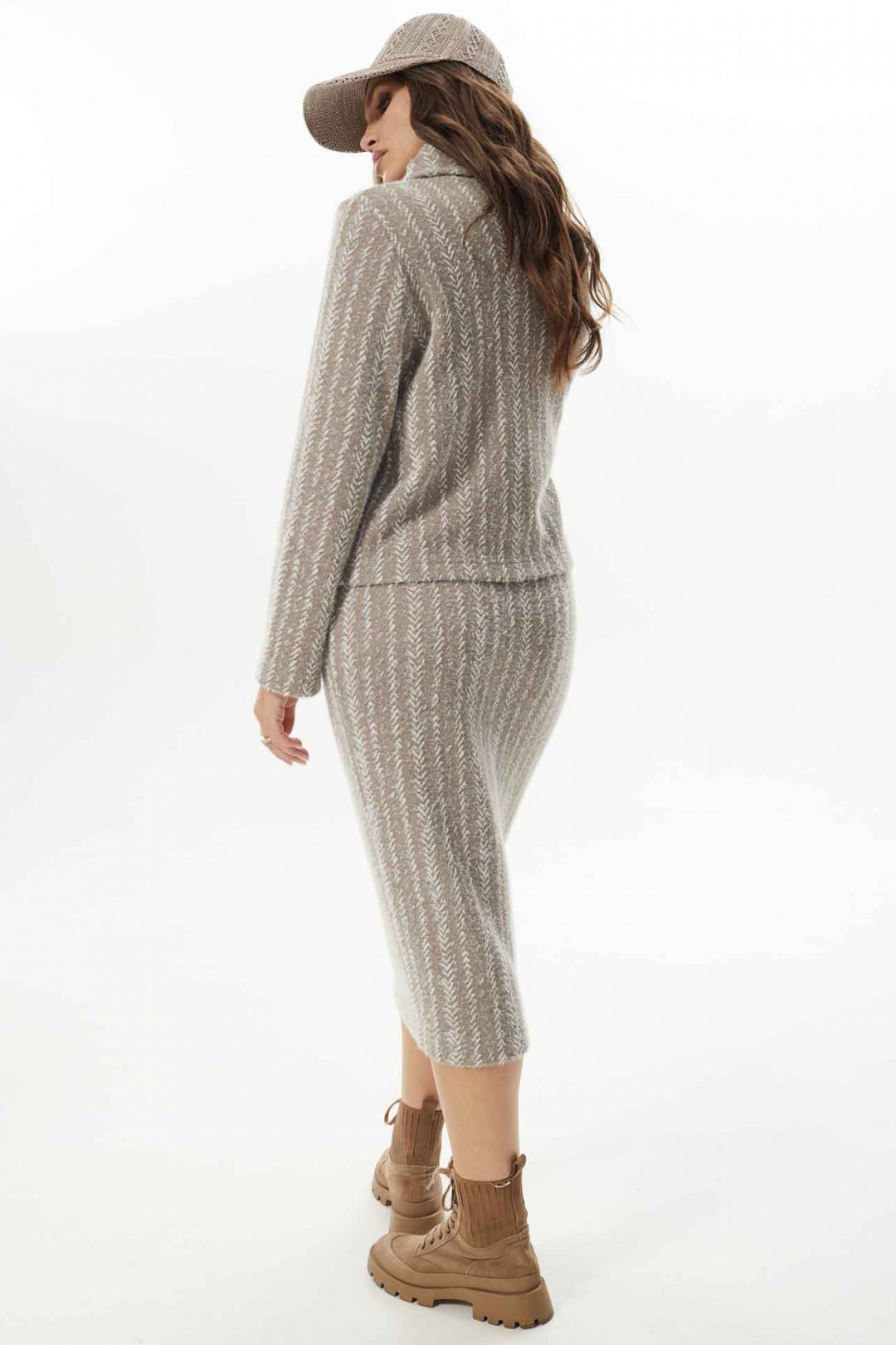 Костюм MisLana С1025 бежевый - фото 2